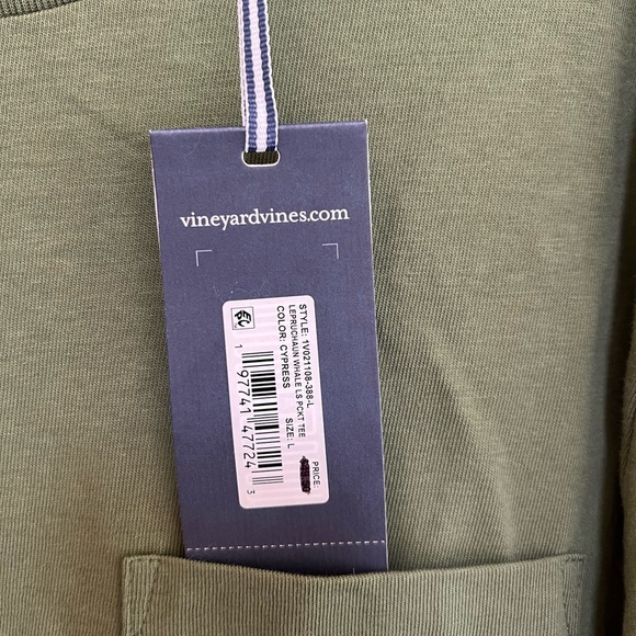 NWT Vineyard Vines Harp Leprechaun Whale Green Long-Sleeve Pocket Tee, size L - Picture 4 of 7